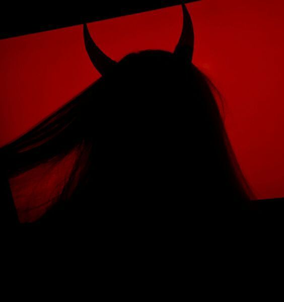 Featured image of post Red Aesthetic Wallpaper Devil